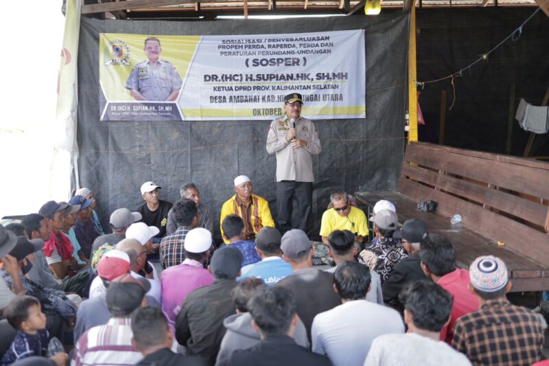 IMG-20241030-WA0035 Ketua DPRD Supian HK, Saat Sosper Didesa Ambahai Paminggir HSU